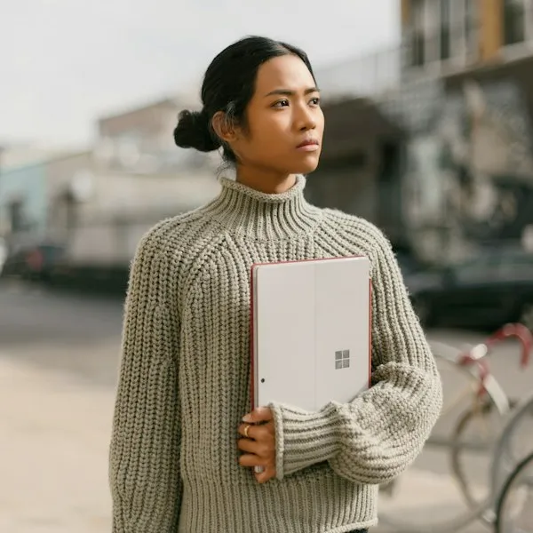 Lena – Marketing-Expertin